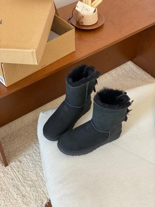 Classic Sheepskin Snow Boots